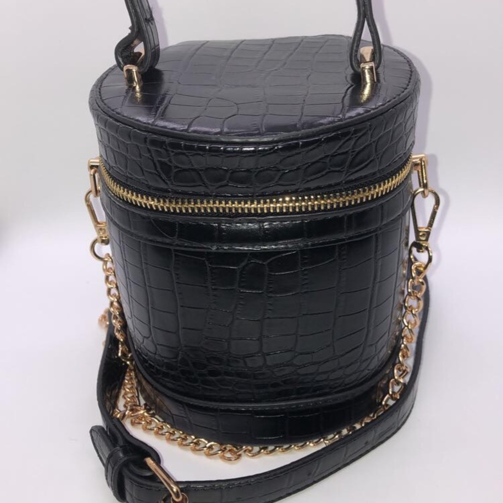Bucket handbag - Picture 2 of 6